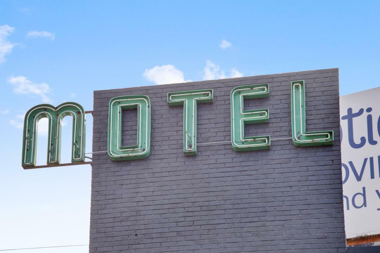 The Ben Louie Motel นิวออร์ลีนส์ ภายนอก รูปภาพ
